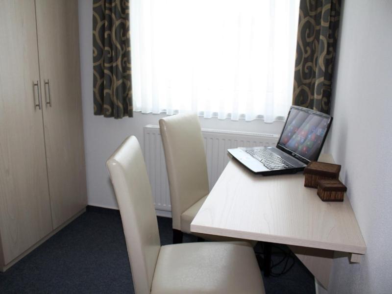 Pension Stadler Obertraubling Bagian luar foto